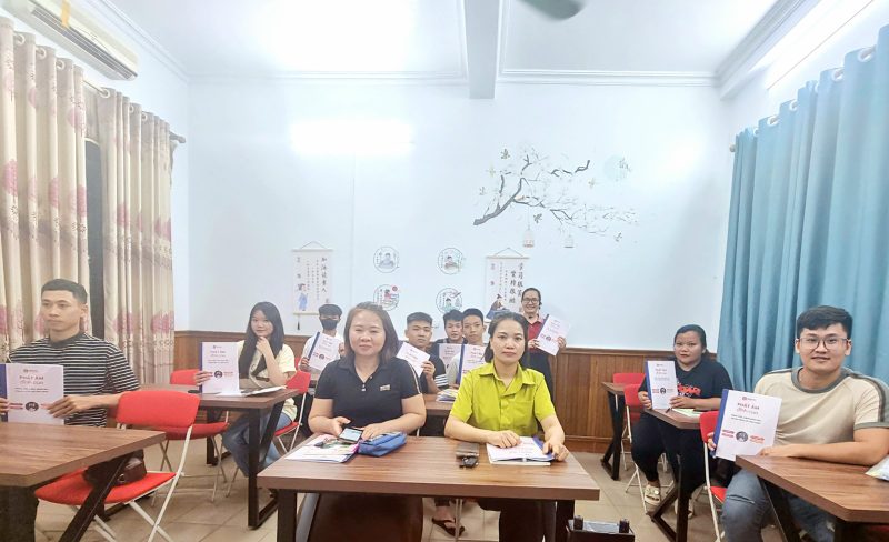 Khai giảng lớp tiếng Trung TC2404