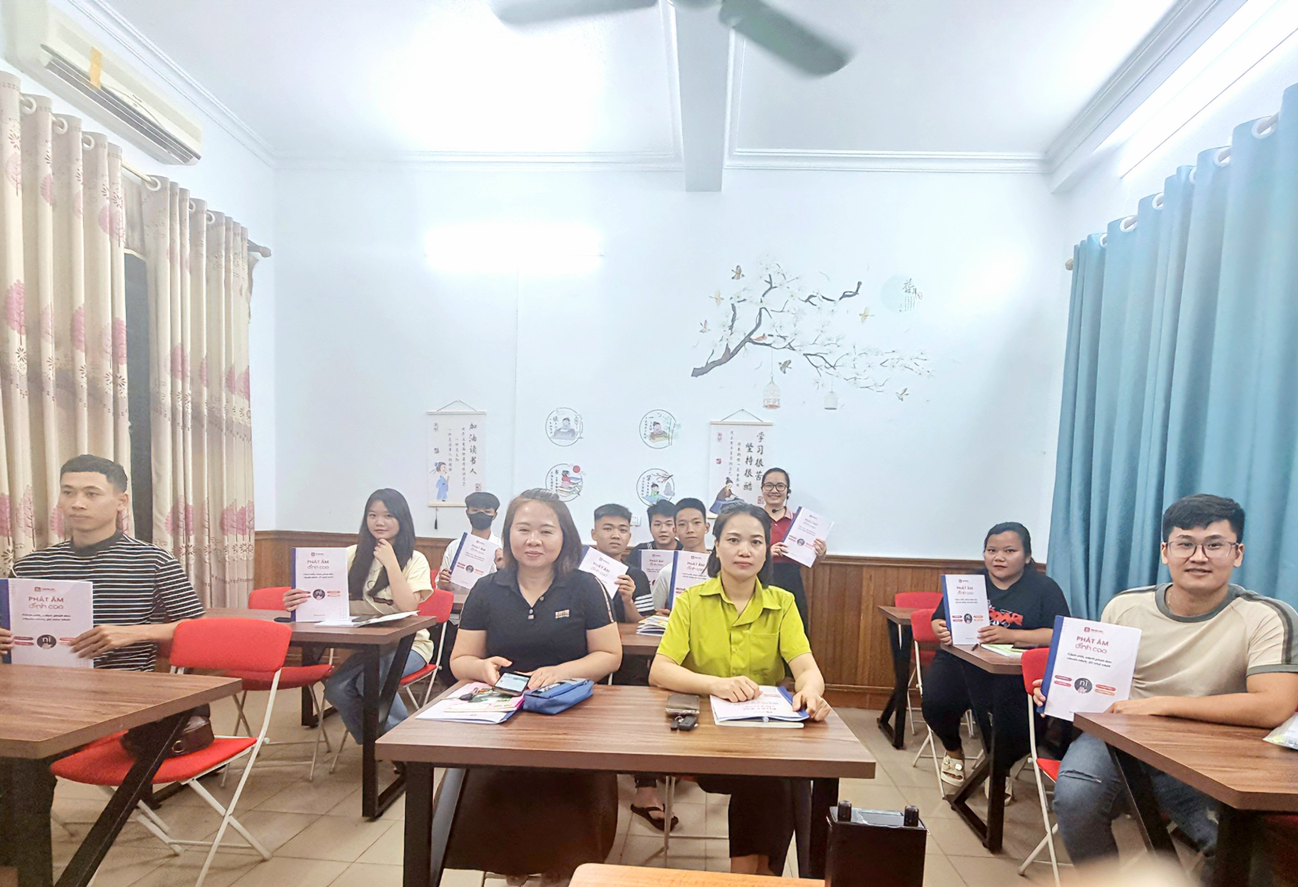 Khai giảng lớp tiếng Trung TC2404